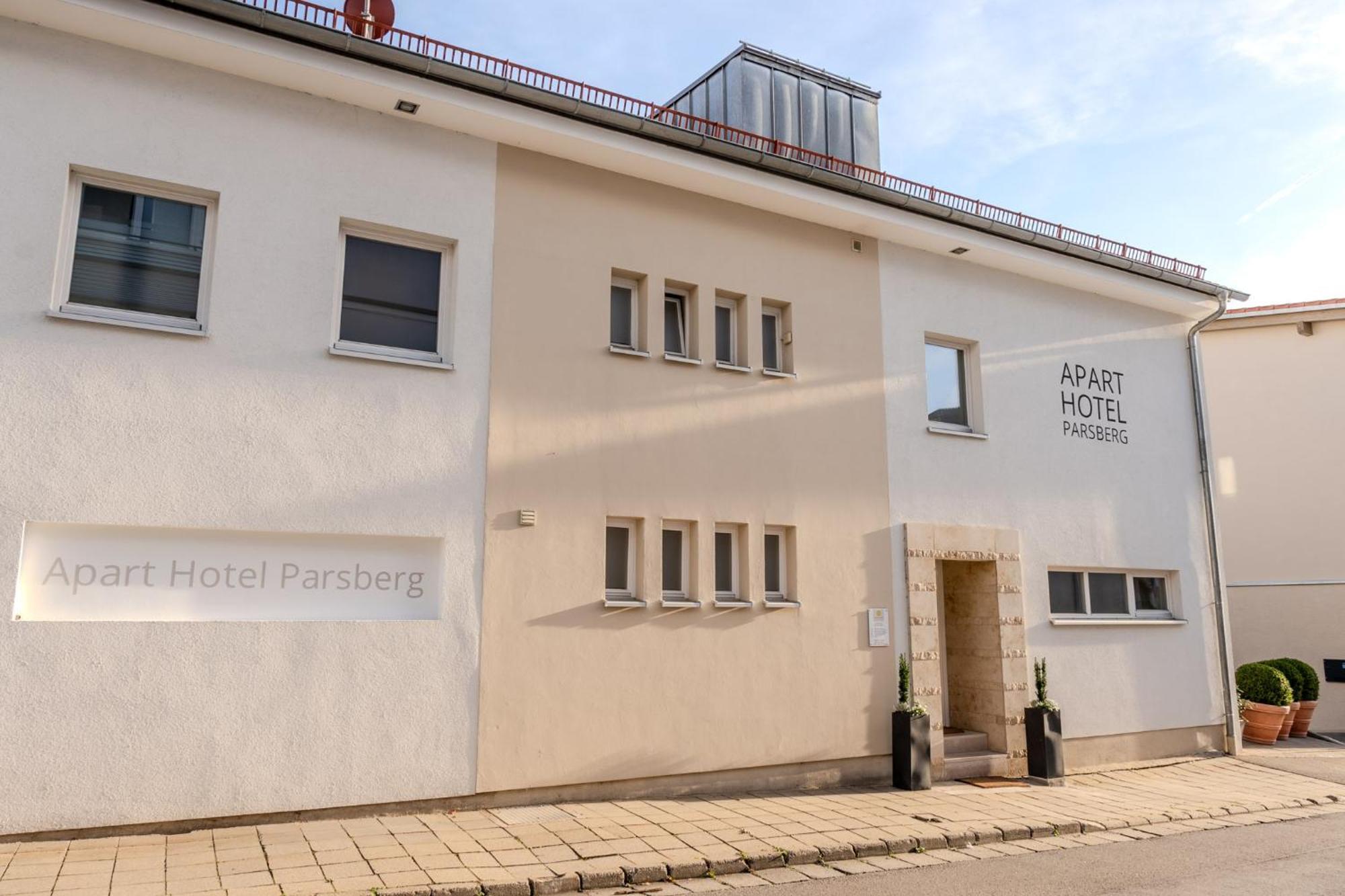 Aparthotel Parsberg Greendesign Exterior foto